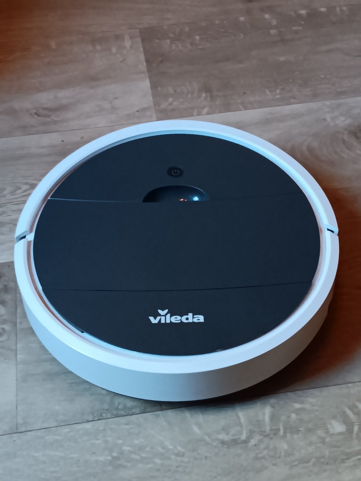 Vileda VR One Robotstofzuiger - Zo goed als nieuw, Ophalen, Zo goed als nieuw, Robotstofzuiger, Geschikt voor harde vloeren