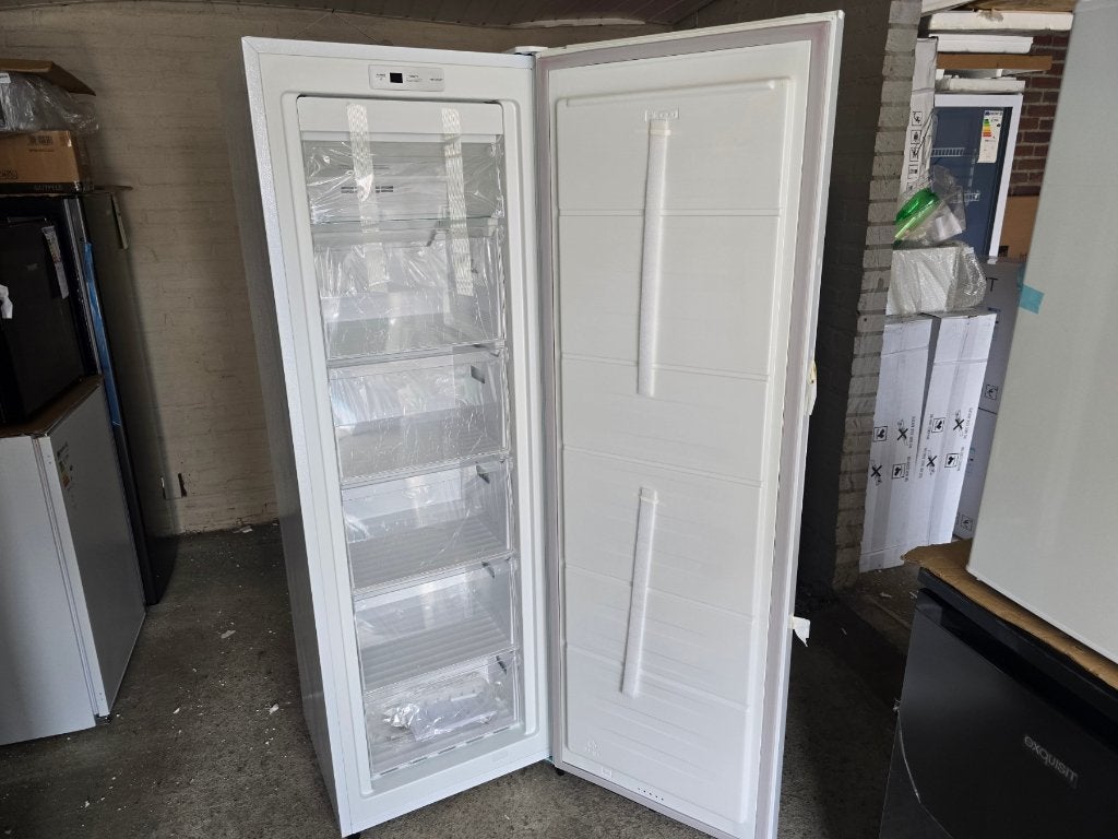 Nieuwe zuinige no frost vrieskast 170x55 cm D klasse 194 ltr, Vrieskast, Nieuw, Minder dan 60 cm, Energieklasse A of zuiniger