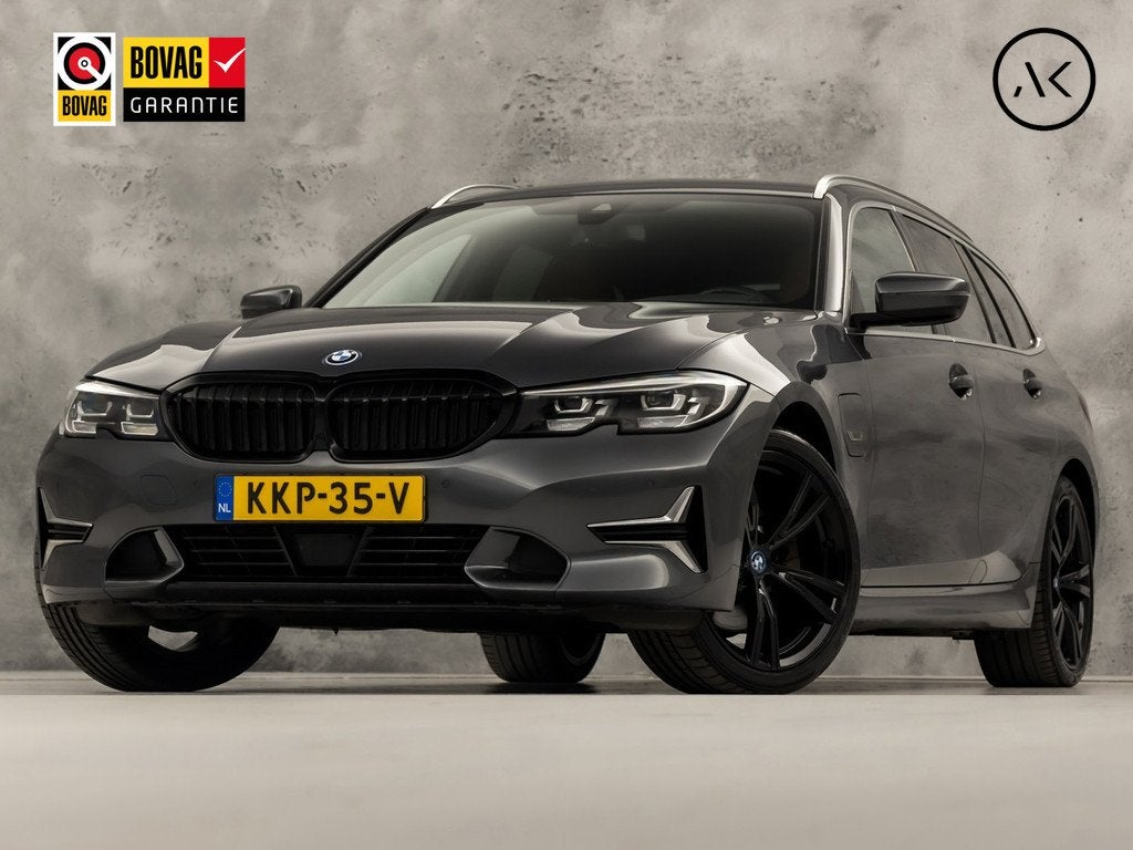 BMW 3 Serie 320e Sport 204Pk Automaat (APPLE CARPLAY, GROOT, Auto's, Automaat, Gebruikt, Euro 6, 4 cilinders