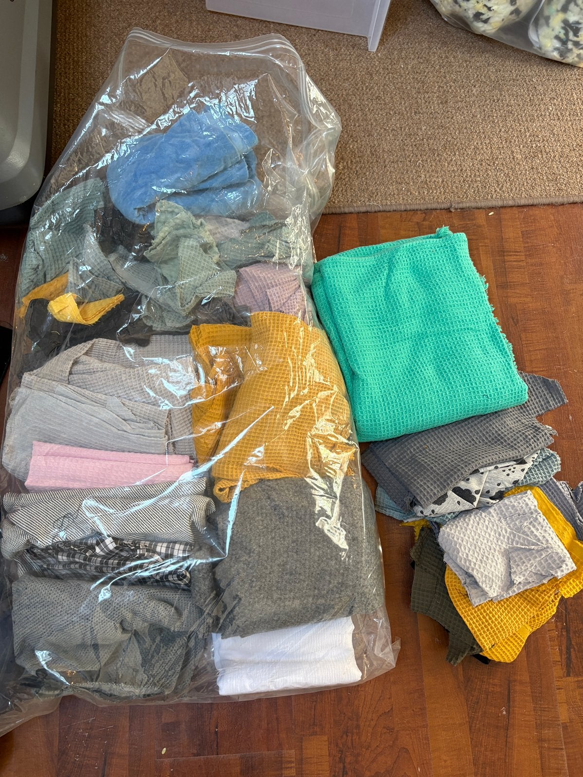 Zak met stoffen en lapjes, Ophalen, Overige kleuren, 120 cm of meer, Zo goed als nieuw