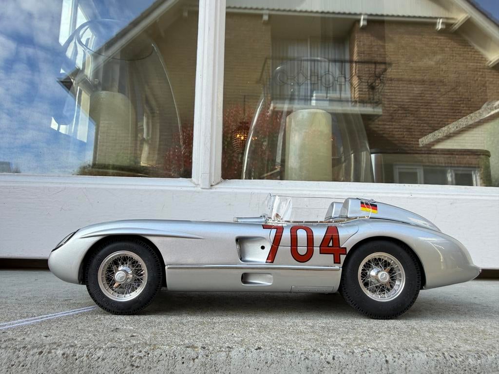 1:18 Mercedes 300 SLR #704 Mille Miglia Hermann CMC M-119, Hobby en Vrije tijd, Modelauto's | 1:18, Overige merken, Auto, Nieuw
