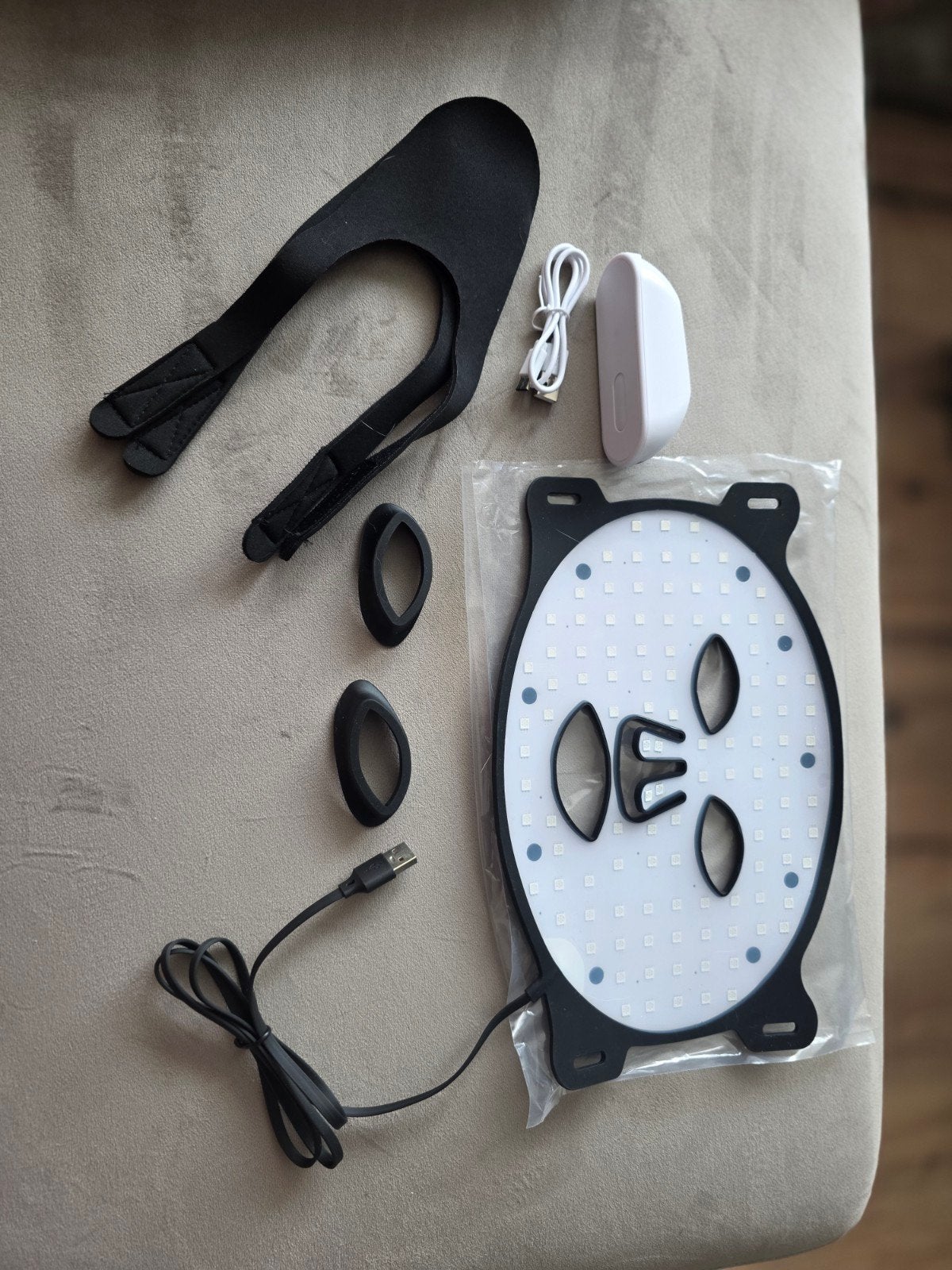 Nieuwe Silicone LED Masker voor Gezichtsverzorging, Ophalen of Verzenden, Nieuw, Gehele gezicht, Verzorging