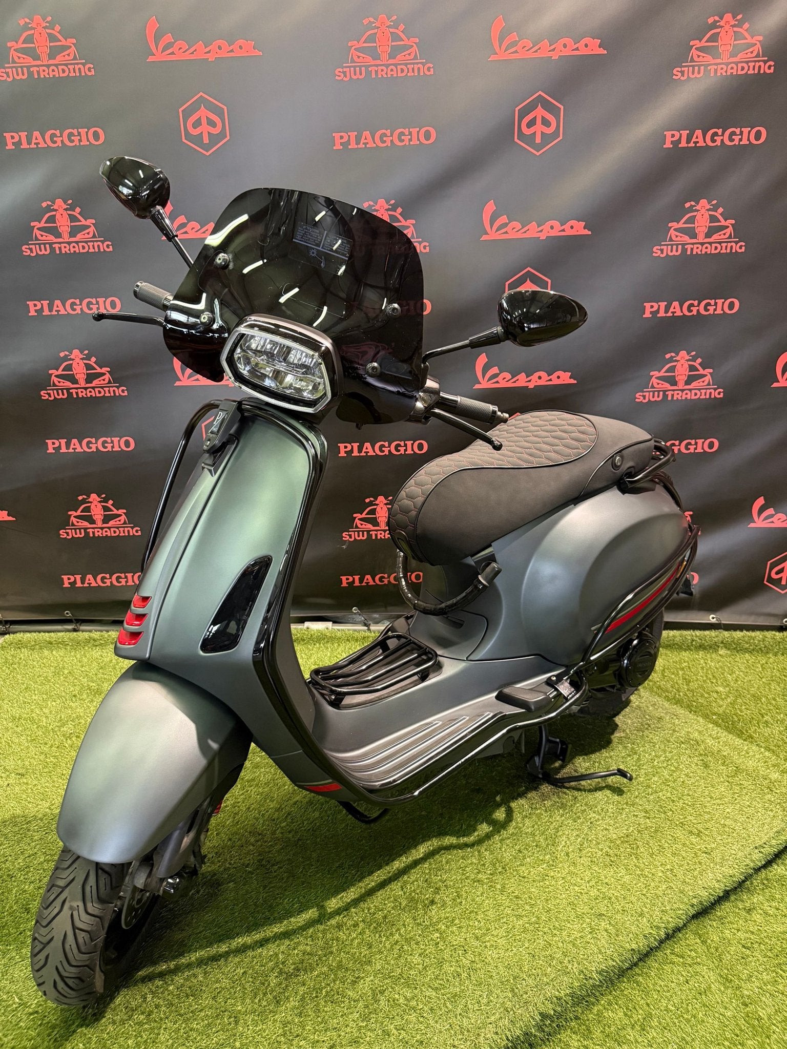Vespa Sprint 2021 Brom! Mat Grijs / RS Zadel / Garantie!, Fietsen en Brommers, -, Maximaal 45 km/u, -, Ophalen of Verzenden