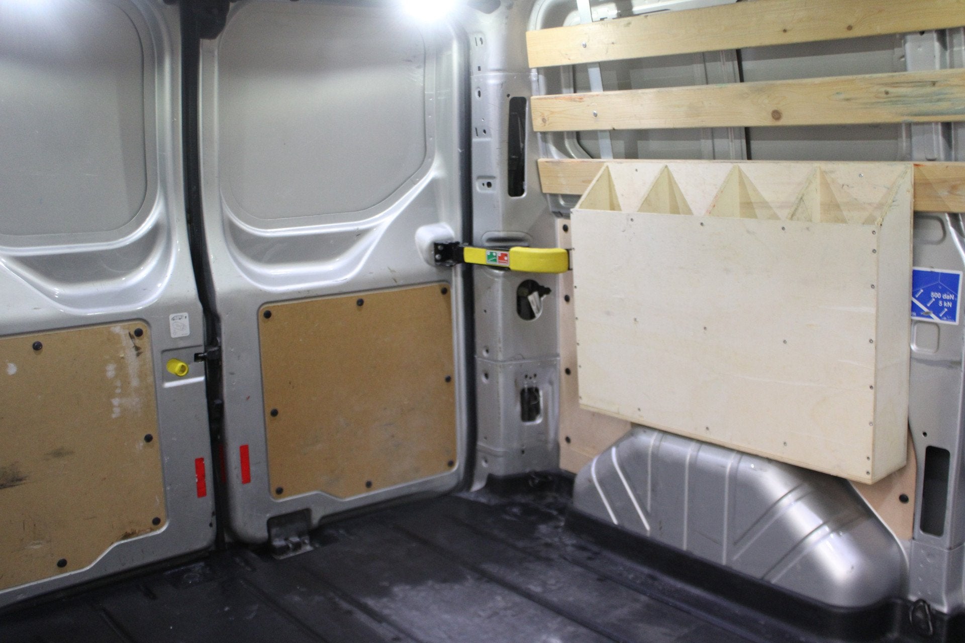 Foto 14 van Ford Transit Custom 270 2.2 TDCI L1H1 Trend camera, navi, ai