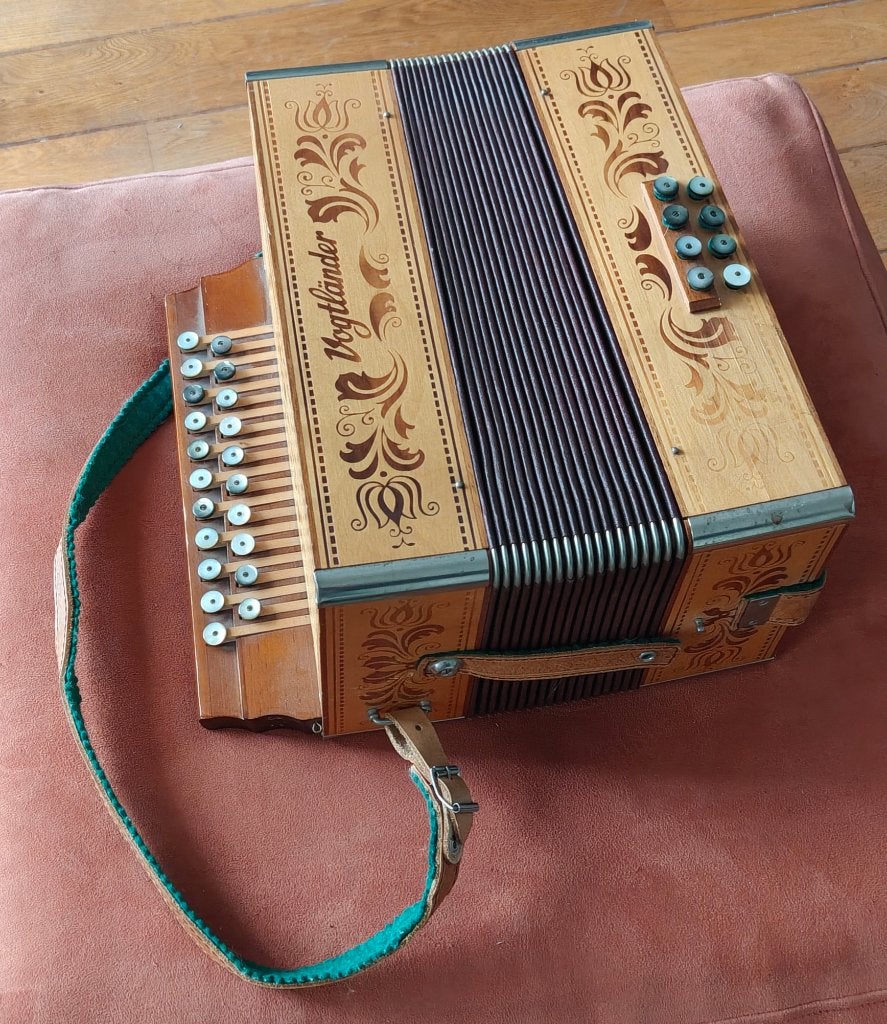 Diatonische hand-harmonica, Muziek en Instrumenten, Accordeons, Gebruikt, Overige formaten, Knopaccordeon, Ophalen