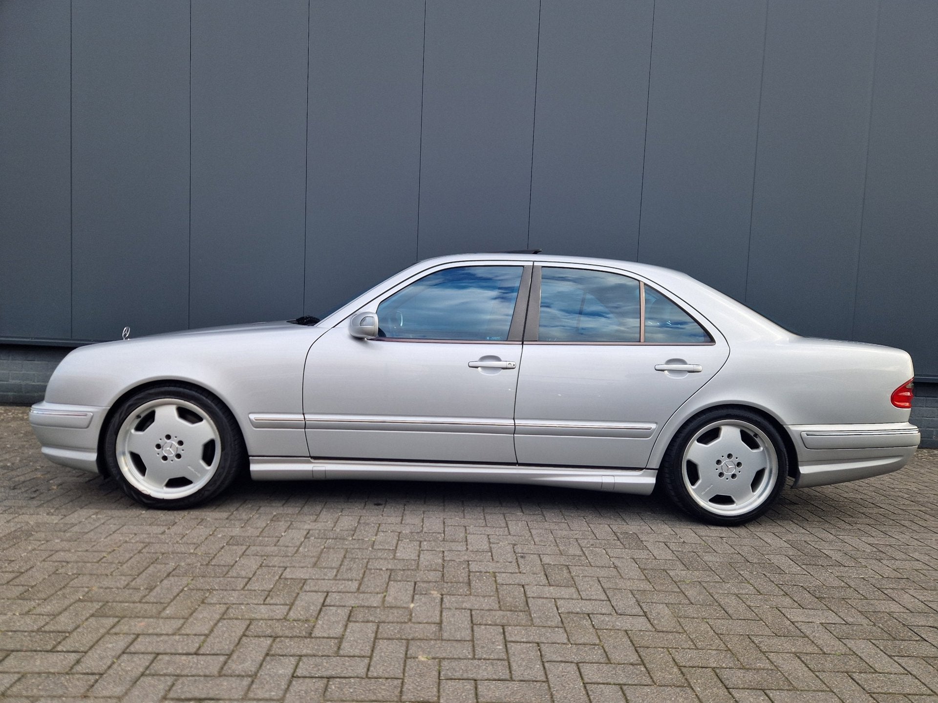 Mercedes-Benz E-klasse AMG 55 Facelift 150dkm Future Classic, Automaat, Achterwielaandrijving, Gebruikt, Leder