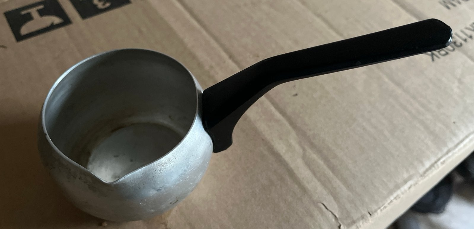 Melkkannetje/sauspan van aluminium, Gebruikt, Overige typen, Ophalen of Verzenden, Met schenktuit