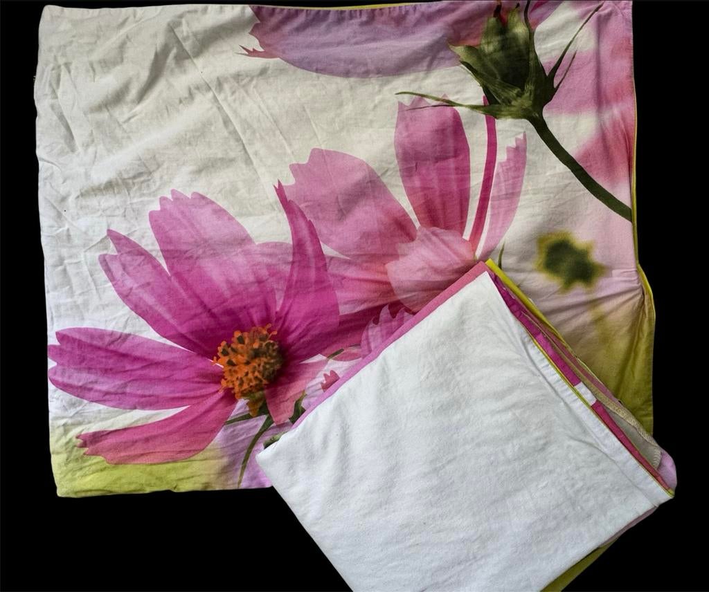 Essenza Dekbedovertrek met roze bloemenprint 1x 140 x 200, Gebruikt, Eenpersoons, Dekbedovertrek, Ophalen of Verzenden
