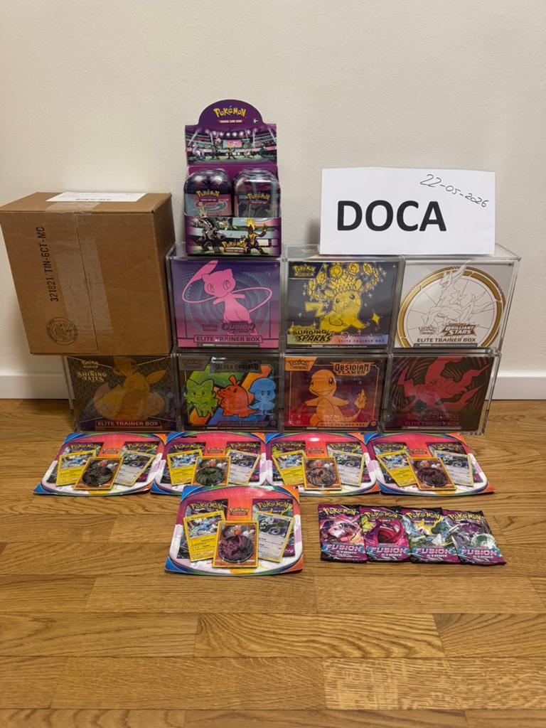 ETB’s, C22 display, 2-pack blisters, Tin case etc, Hobby en Vrije tijd, Verzamelkaartspellen | Pokémon, Ophalen of Verzenden, Zo goed als nieuw