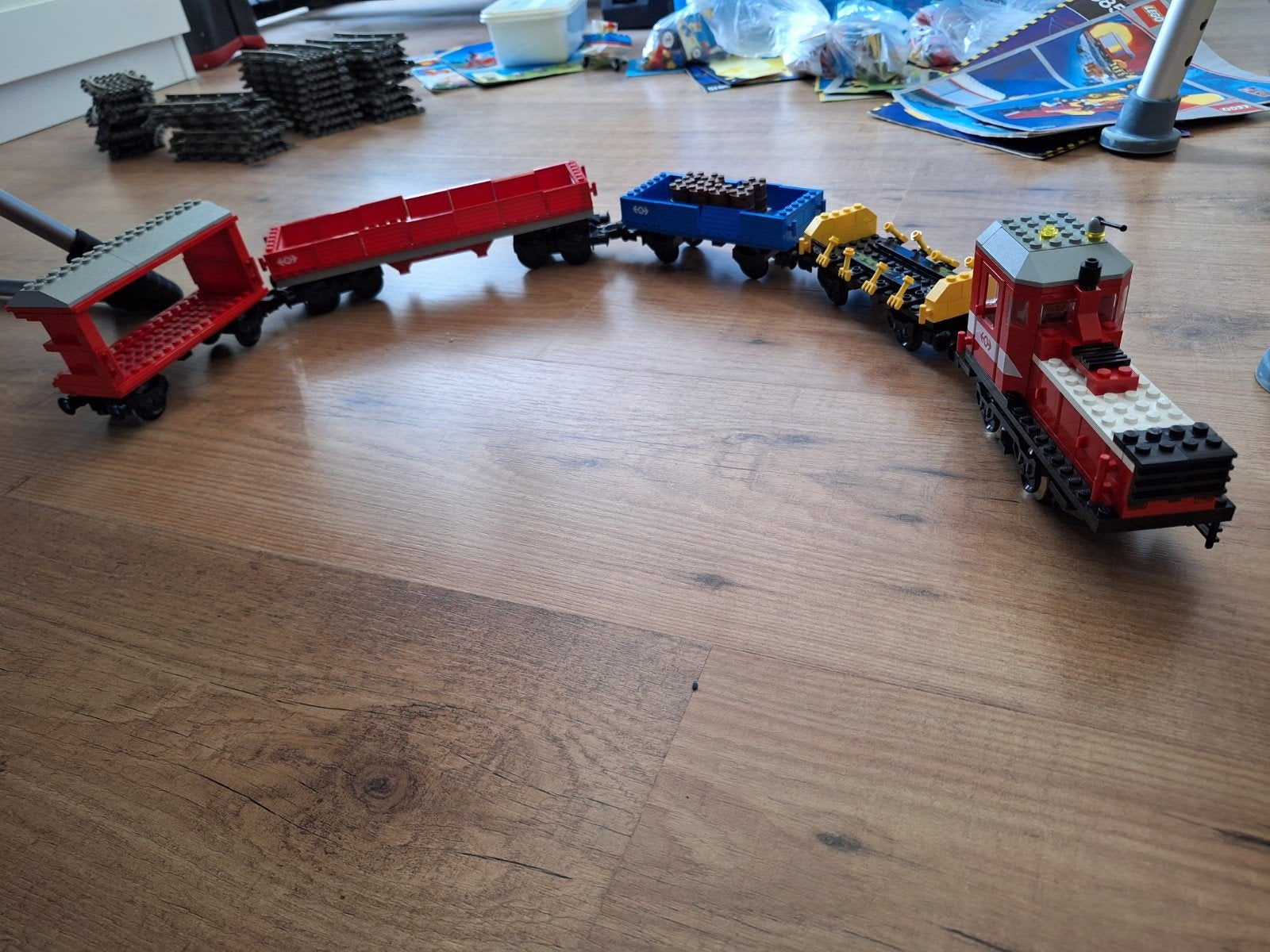 Legotrein 4563 & rails!, Ophalen