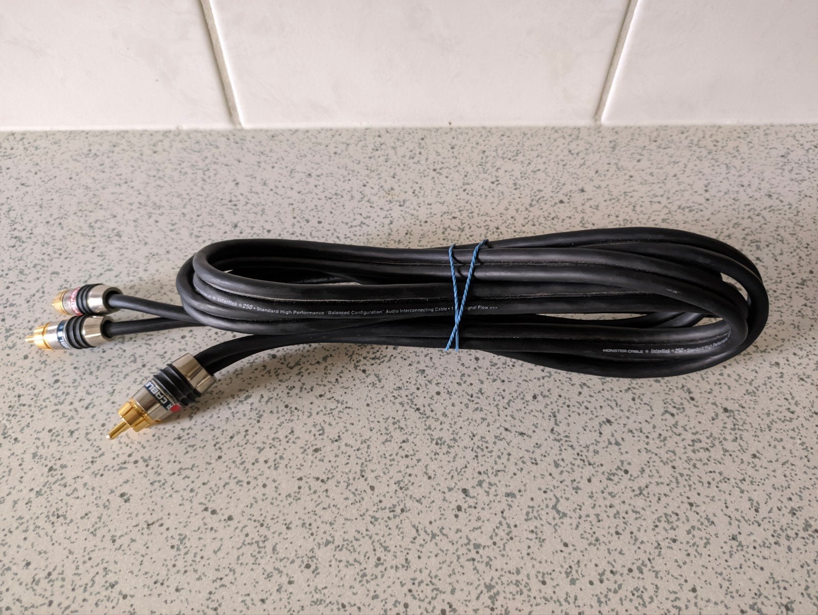 Monster Cable Interlink 250 RCA-kabel 2 meter, Ophalen of Verzenden, Gebruikt, Minder dan 2 meter, Interlink-kabel