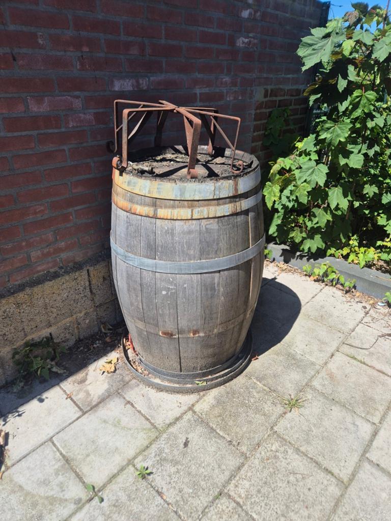 Gratis regen ton, Tuin en Terras, Regentonnen, 150 liter of meer, Ophalen, Met kraantje