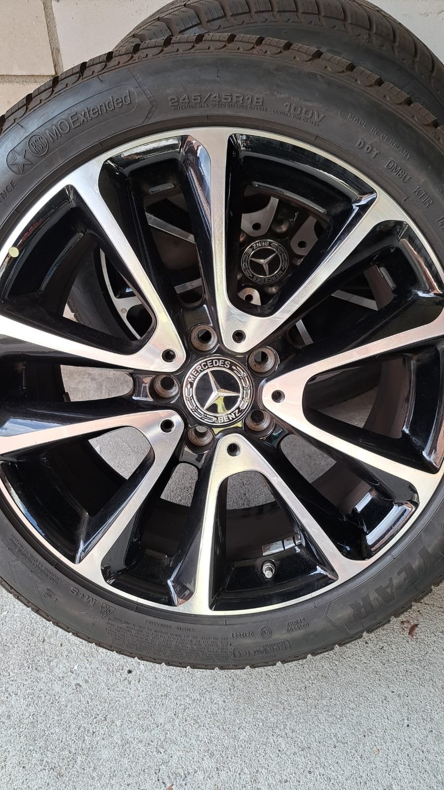 Mercedes E-klasse (w213)velgen met Goodyear winterbanden, Ophalen, 18 inch, Banden en Velgen, Winterbanden