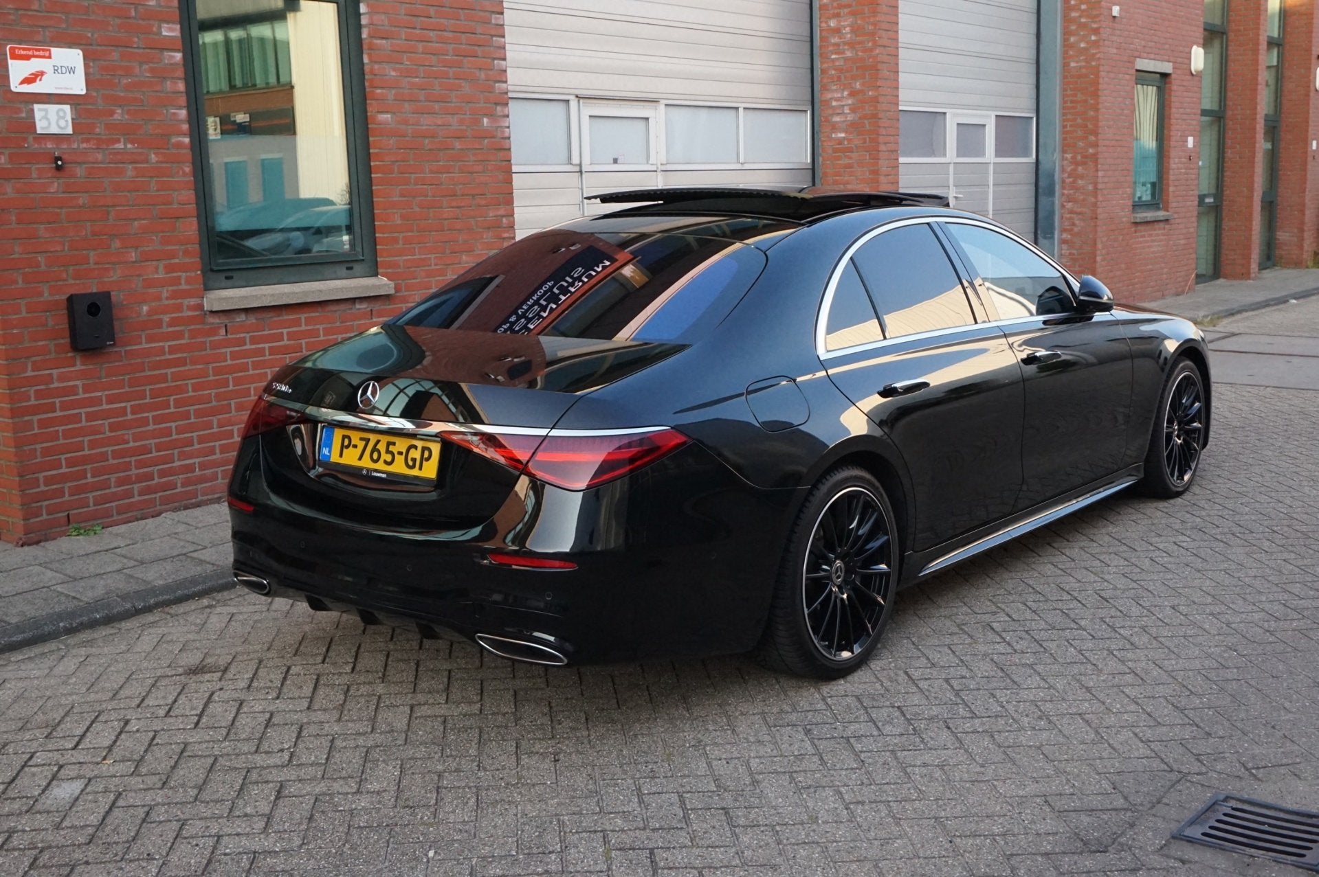 Mercedes-Benz S-klasse 580 e AMG Line Pano, Burmester, Achte, Auto's, Automaat, Achterwielaandrijving, Gebruikt, 367 pk