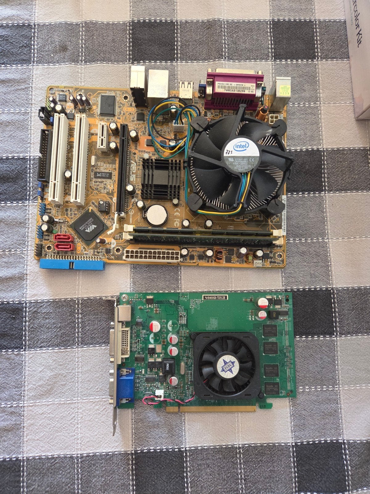 Oude moederborden, Gebruikt, Ophalen of Verzenden, Overige chipsets, PCI-Express 1