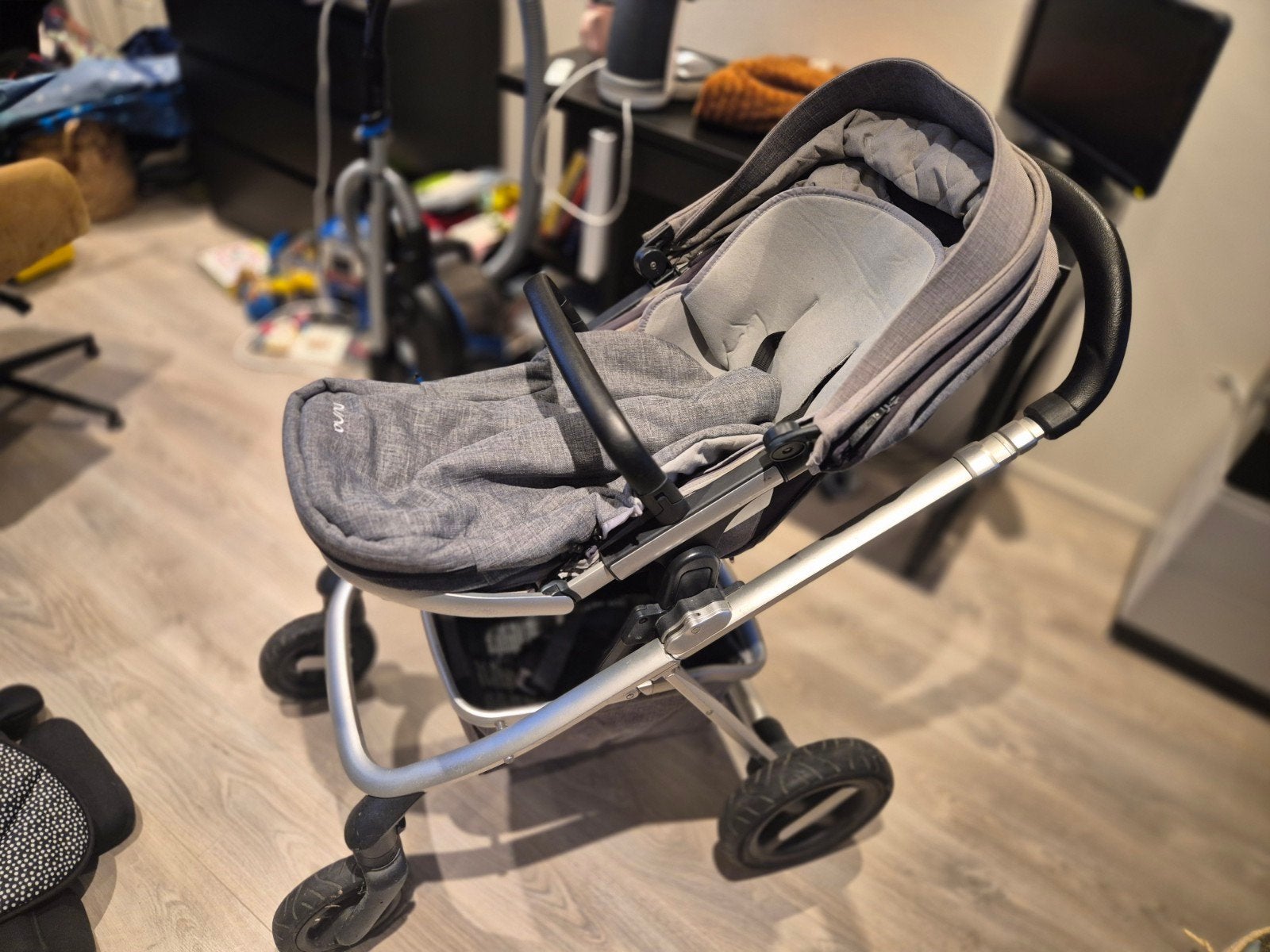 Nuna kinderwagen met Maxi-Cosi autostoel en base, Ophalen, Gebruikt, Maxi-Cosi, Zonnekap