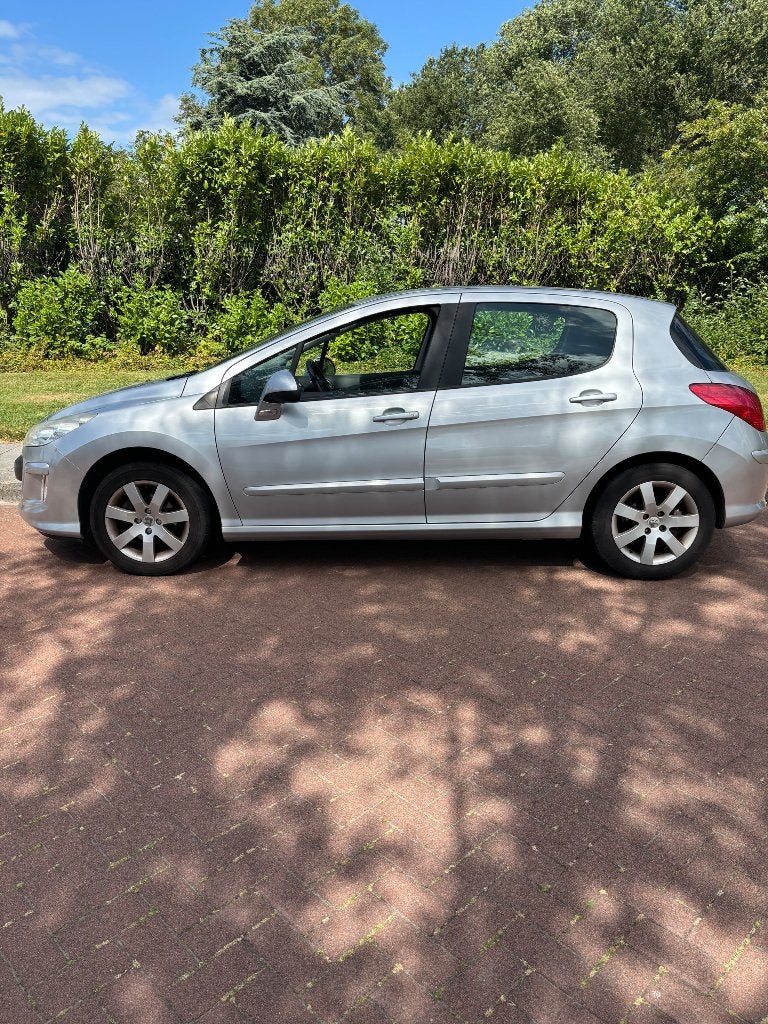 Peugeot 308 1.6 VTI 16V 5-DRS 2009 Grijs, Auto's, Voorwielaandrijving, 680 kg, 4 cilinders, 1650 kg
