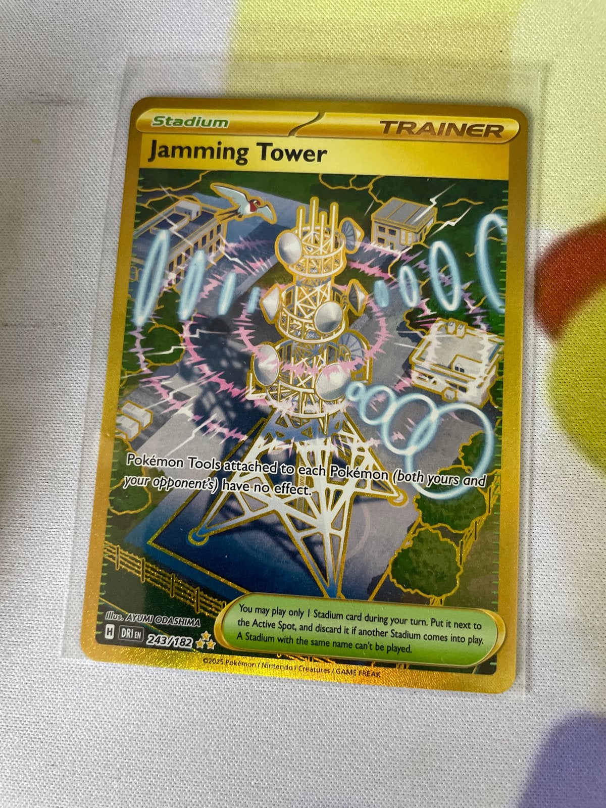 Gouden Jamming Tower Trainer Kaart Pokémon (243/182), Verzenden, Zo goed als nieuw, Losse kaart, Foil