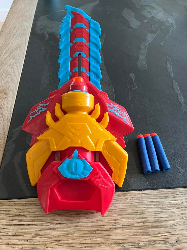 Iron man nerf met pijltjes, Ophalen of Verzenden, Zo goed als nieuw