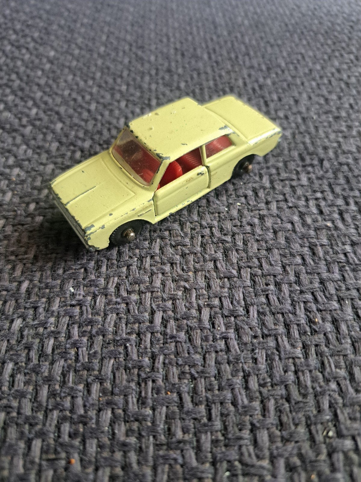 Best box model ford taunus 17 m, Hobby en Vrije tijd, Modelauto's | Overige schalen, Best box, Gebruikt, Auto, Holland