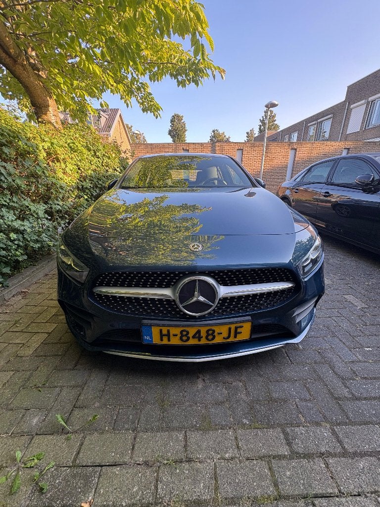 Mercedes-Benz A-Klasse A 180 136pk 7G-DCT 2020 Blauw, 136 pk, 4 cilinders, Blauw, Alcantara