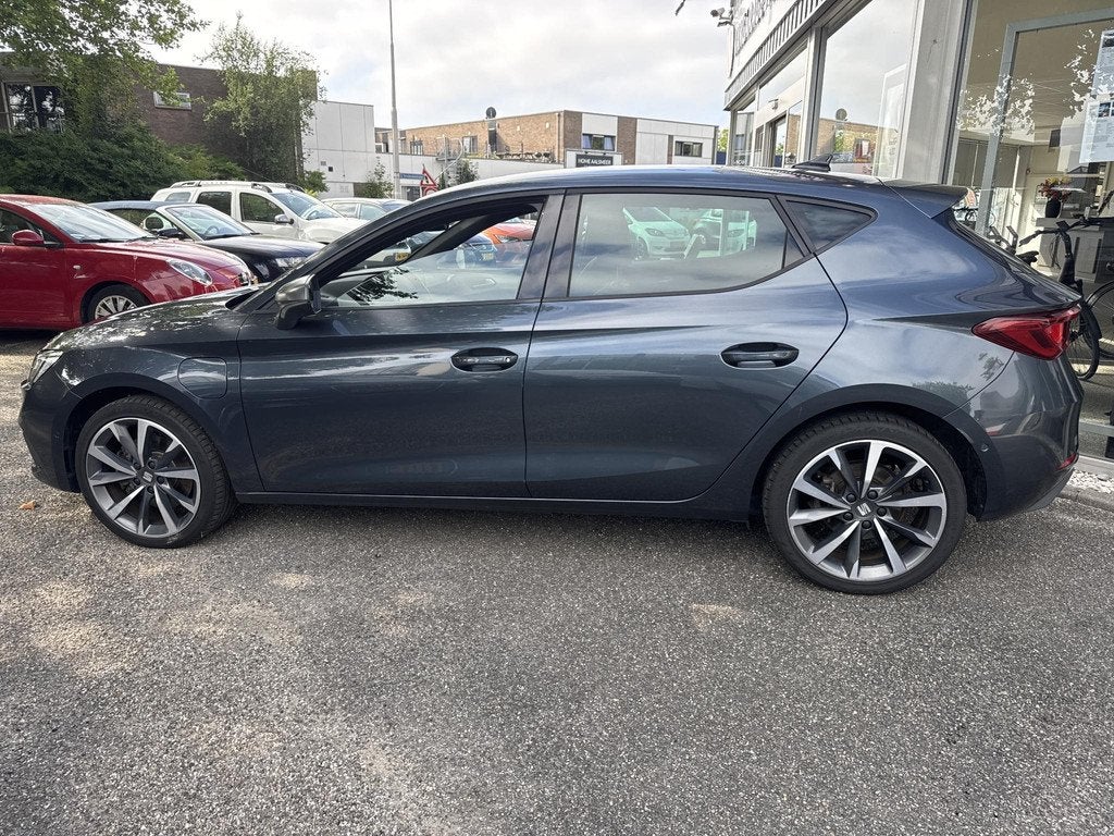 SEAT Leon 1.4 TSI eHybrid PHEV FR Business Intense Camera/ A, Auto's, Seat, Stof, Gebruikt, Leon, Plug-in hybride