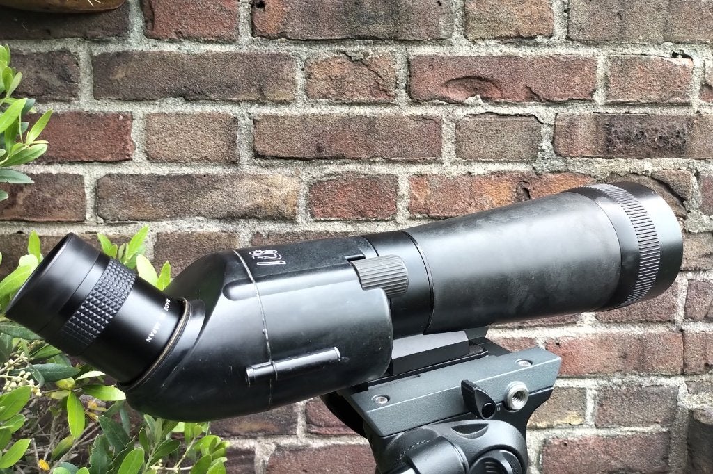 Kowa TSN-821 telescoop (spotting scope, verrekijker), Gebruikt, Lenzentelescoop (refractor), Met statief, Ophalen of Verzenden