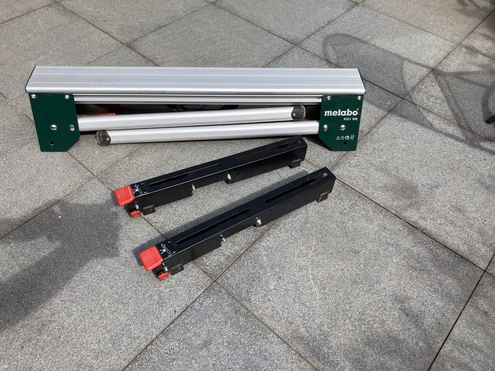 Metabo KSU 100 afkortzaag onderstel, Ophalen, Zo goed als nieuw