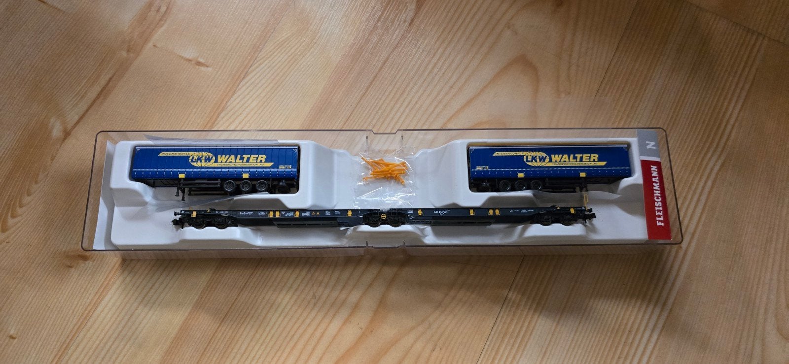 Fleischmann 825001 Lkw Walter T2000 set,N Spoor!, Hobby en Vrije tijd, Ophalen, Wagon, Zo goed als nieuw, Analoog