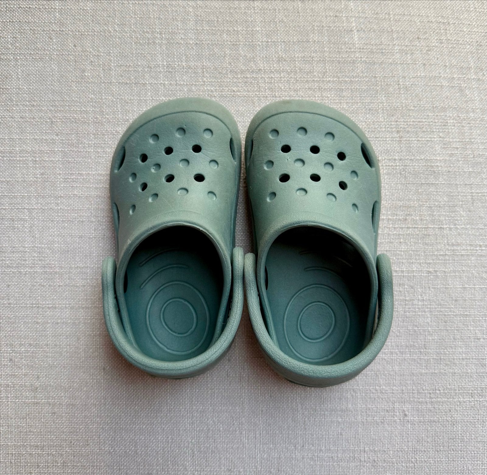 Groene kinderschoenen maat 22, stijl Crocs, Ophalen of Verzenden, Gebruikt, Jongen of Meisje