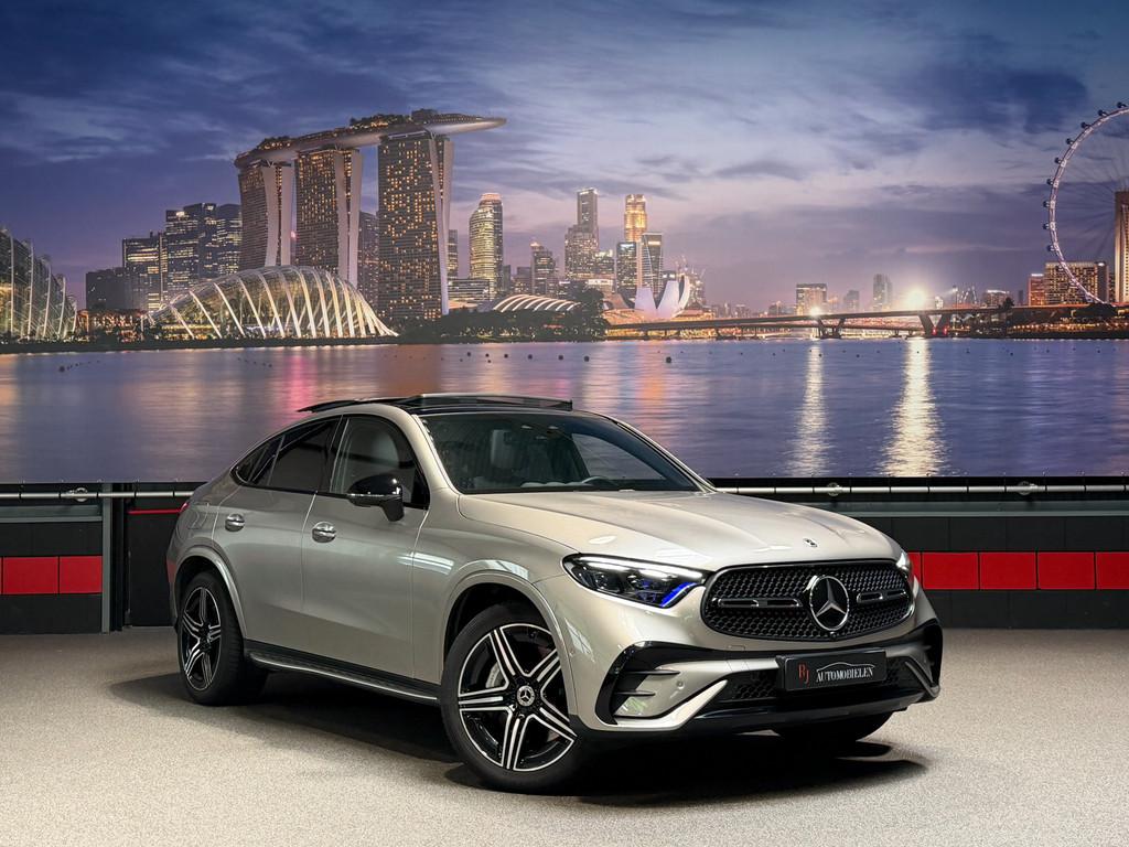 Mercedes-Benz GLC Coupé 300e 4MATIC AMG 4WS|Burmester|Memor, Automaat, Gebruikt, 2260 kg, Origineel Nederlands