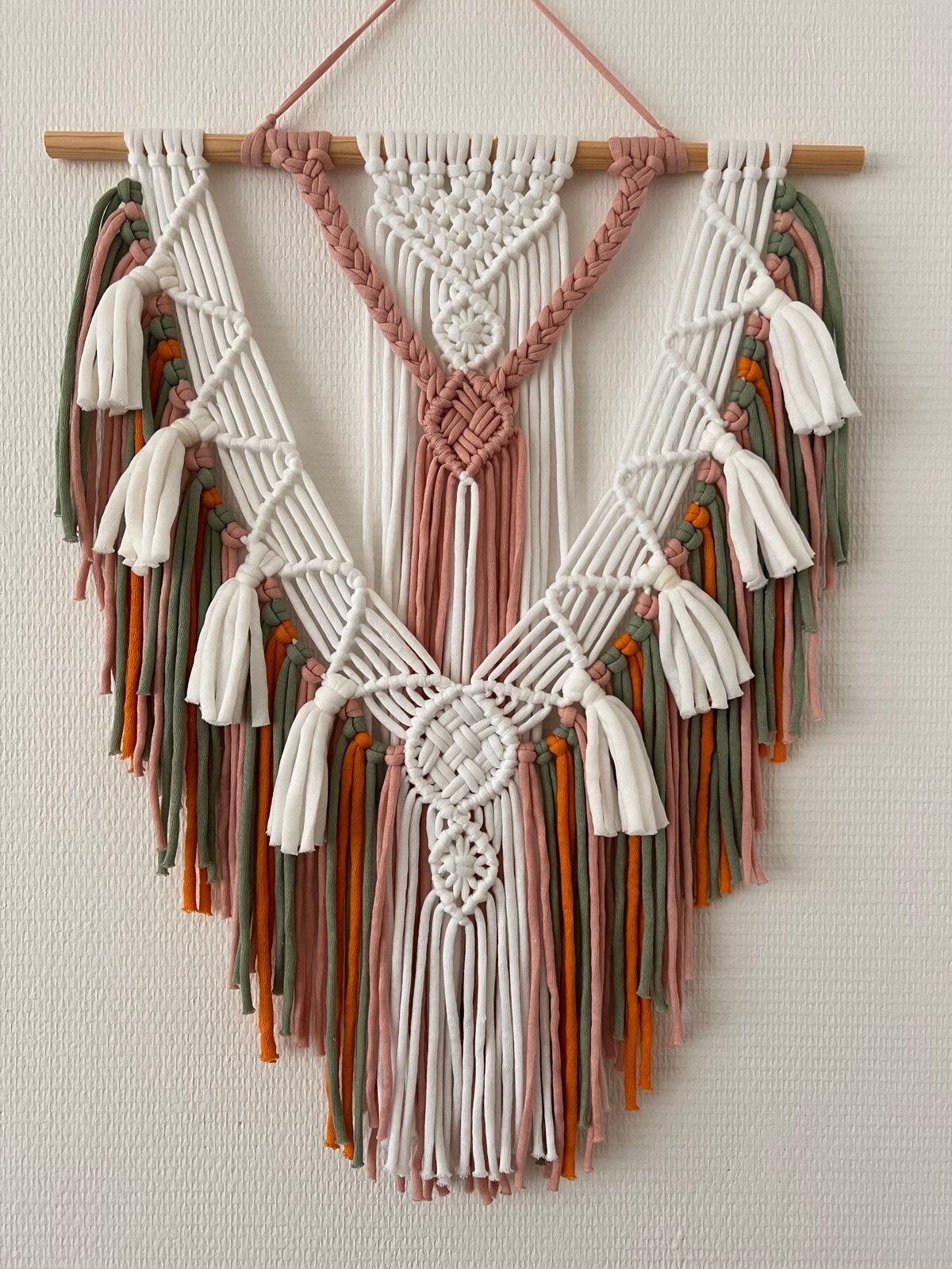 Handgemaakte Macramé Wandhanger - Boho Stijl, Meerkleurig, Textiel, Ophalen of Verzenden, Zo goed als nieuw