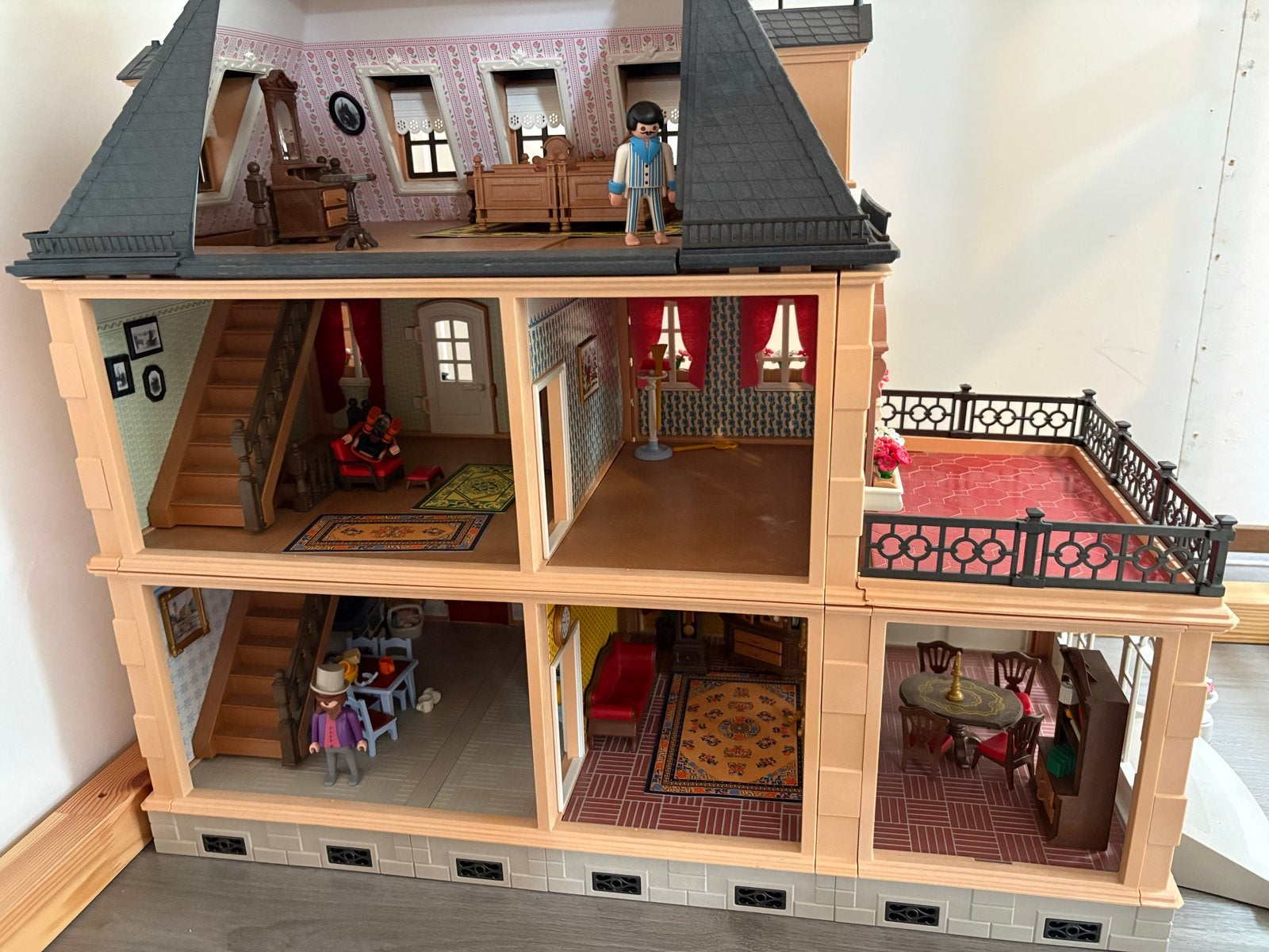 Playmobil Nostalgisch Poppenhuis 70890, Ophalen, Gebouw, Complete set, Zo goed als nieuw