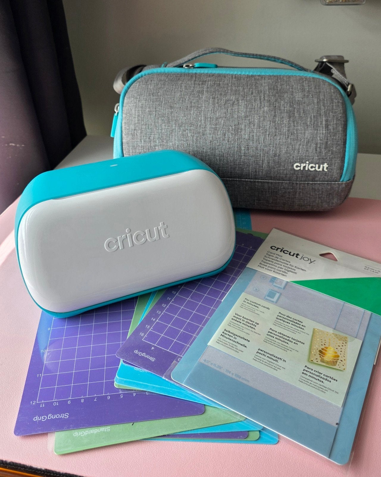 Cricut Joy met draagtas en accessoires, Overige thema's, Meerkleurig, Ophalen of Verzenden, Kunststof
