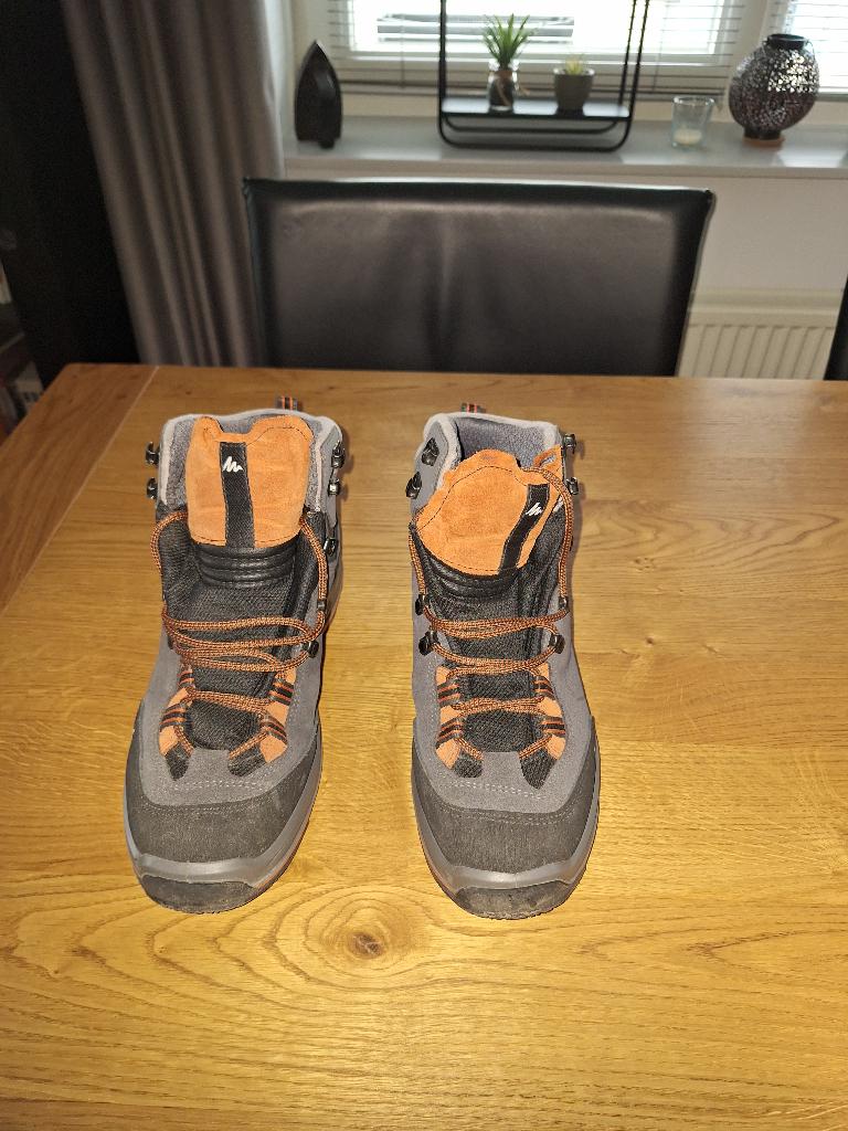 Wandelschoenen ( hoge ) te koop., Kleding | Heren, Schoenen, Quechua, Bruin, Ophalen of Verzenden, Zo goed als nieuw