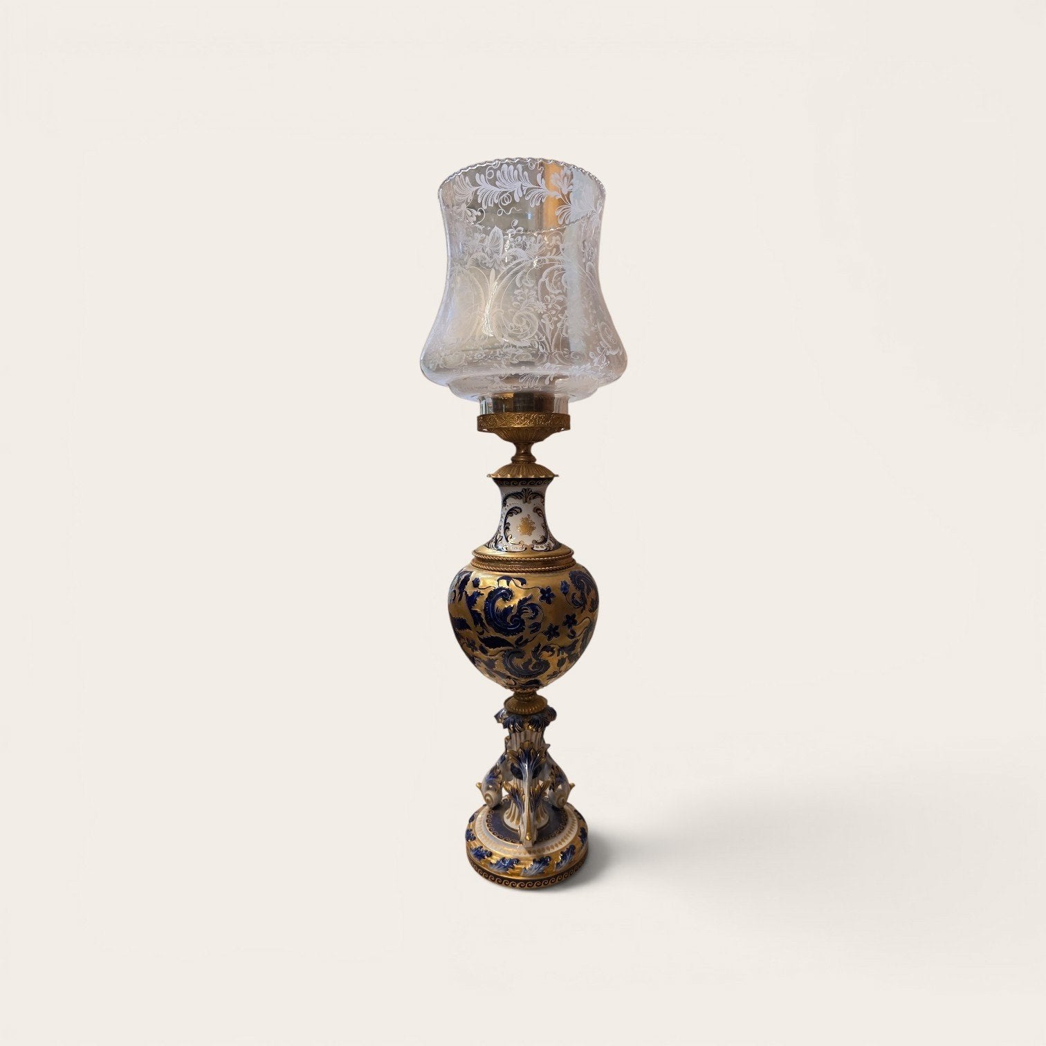 Sevres porseleinen olielamp