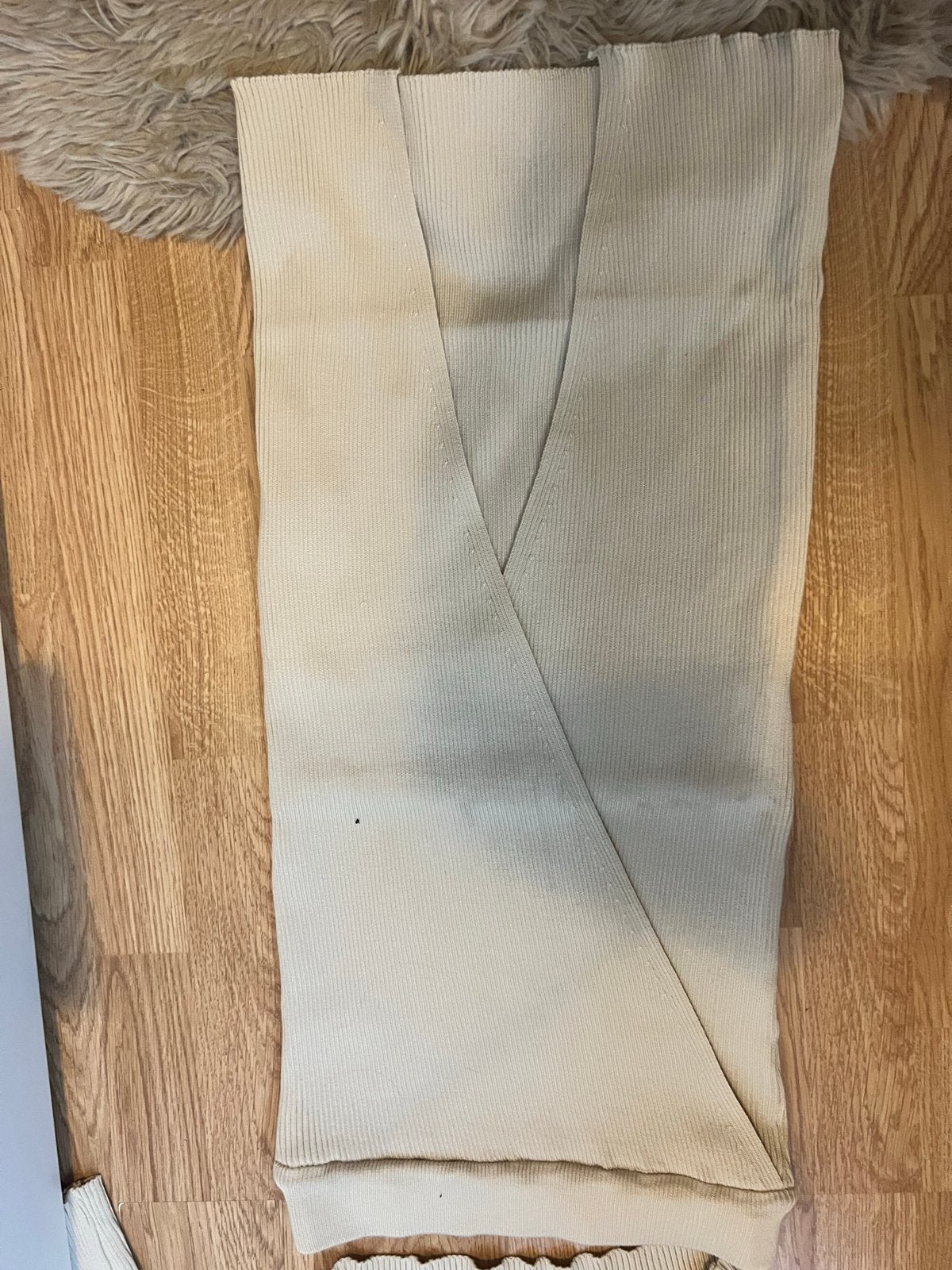 Nieuwe geribbelde top en rok set van Emma & Ashley, Kleding | Dames, Rokken, Nieuw, Maat 36 (S), Beige, Knielengte, Ophalen of Verzenden