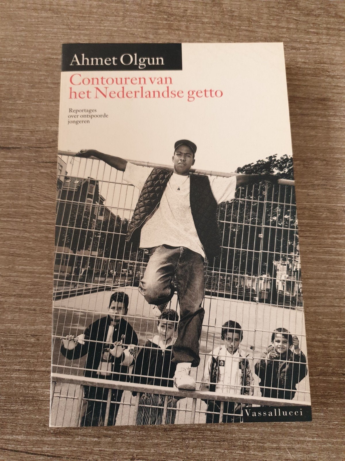 Contouren van het Nederlandse getto - Ahmet Olgun, Boeken, Ophalen of Verzenden, Gelezen, Ahmet Olgun