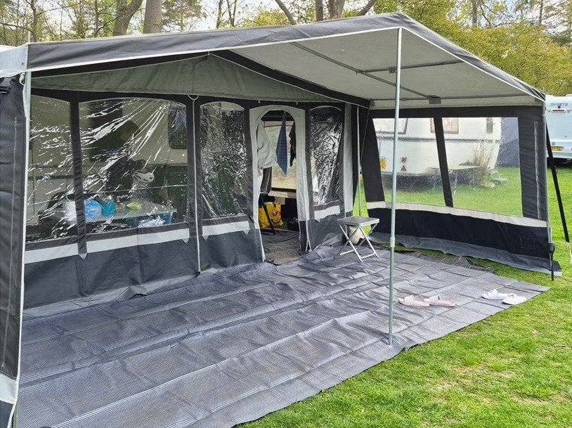 Dorema Garda XL luifel (omloopmaat 17, 300 cm diep), Caravans en Kamperen, Ophalen, Zo goed als nieuw