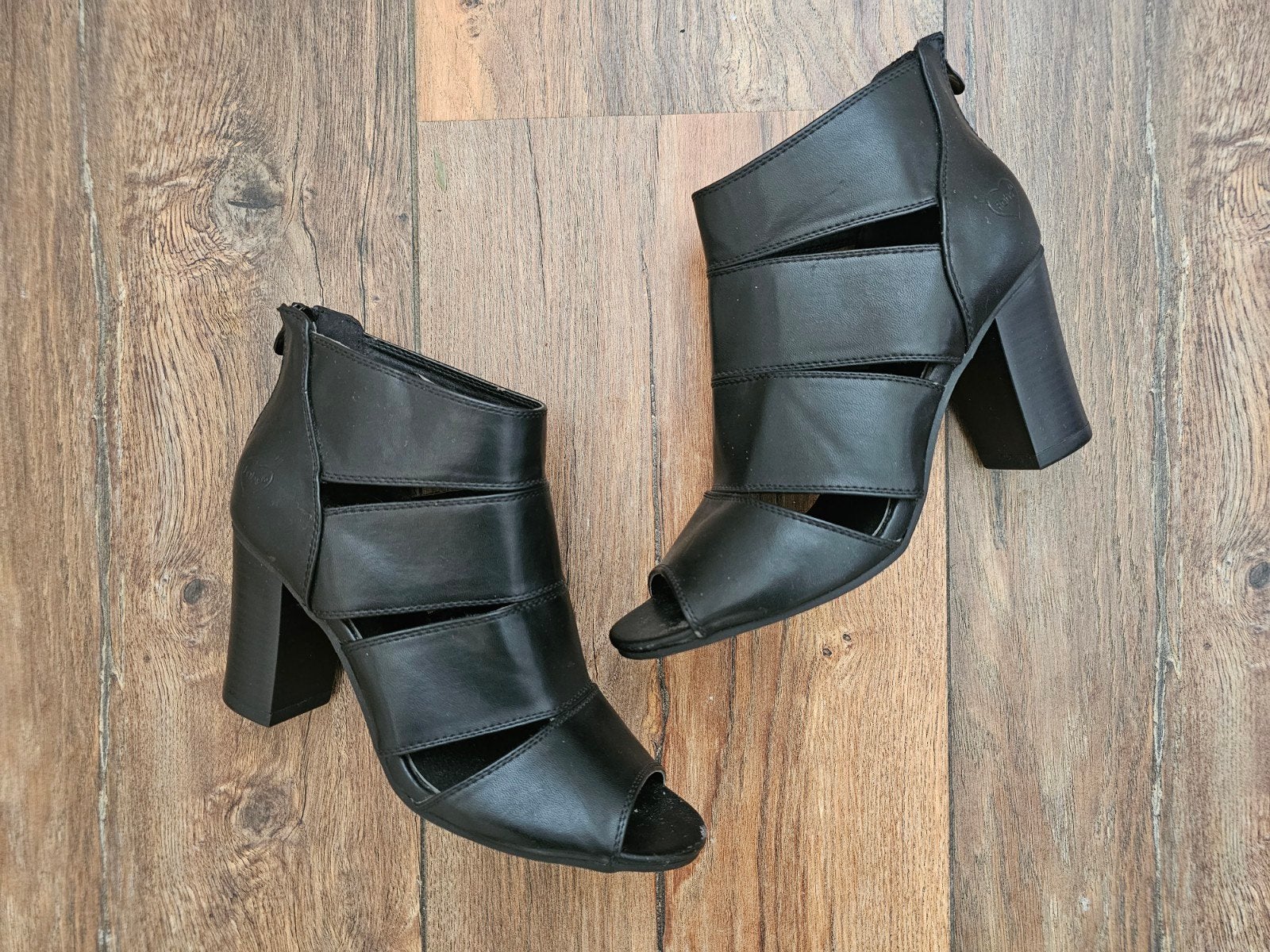 Fabs prachtige zwarte schoenen mt 39 in nieuwstaat, Zwart, Zo goed als nieuw, Sandalen of Muiltjes, Ophalen of Verzenden
