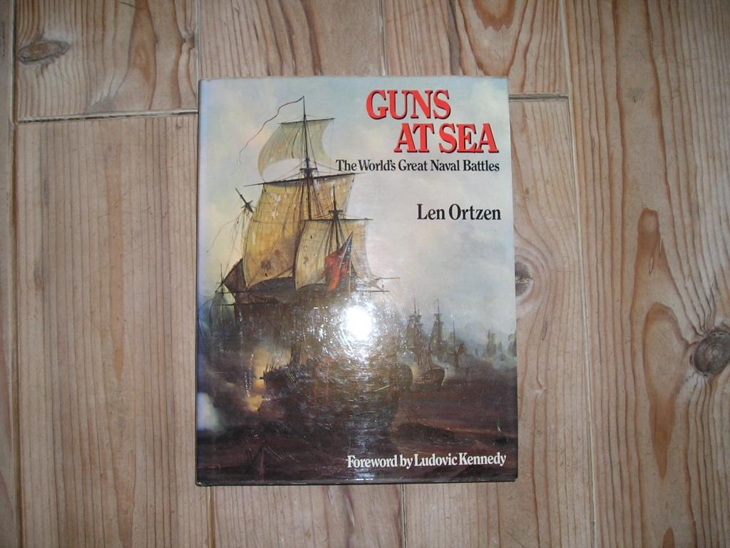Len Ortzen - Guns at sea, Verzamelen, Scheepvaart, Ophalen of Verzenden, Boek of Tijdschrift