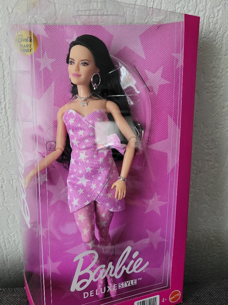 Barbie deluxe style "Rare Find"