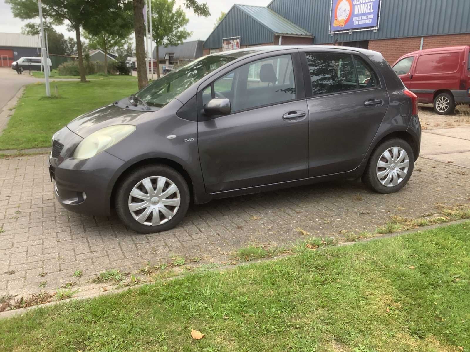2009 Toyota Yaris 1.4 D-4D Comfort Personenauto, Auto's, Voorwielaandrijving, Gebruikt, 4 cilinders, 96 €/maand