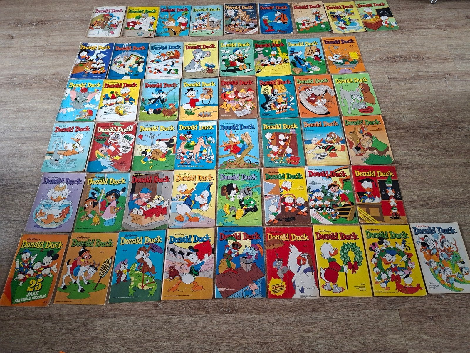 Donald Duck weekbladen jaargang 1977, Boeken, Stripboeken, Gelezen, Meerdere stripboeken, Ophalen of Verzenden
