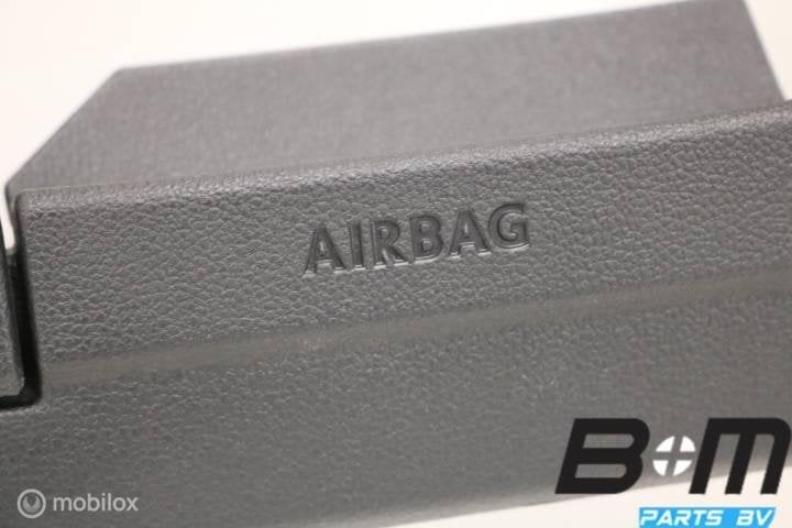 Dashboard bekleding links onder VW Golf 7 5G1858365, Gebruikt