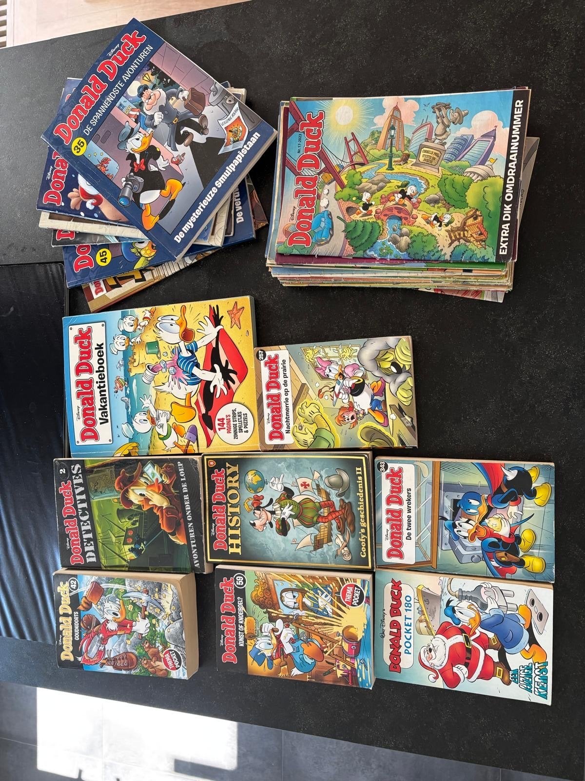 Donald Duck stripboeken en pockets, Boeken, Meerdere stripboeken, Ophalen, Gelezen