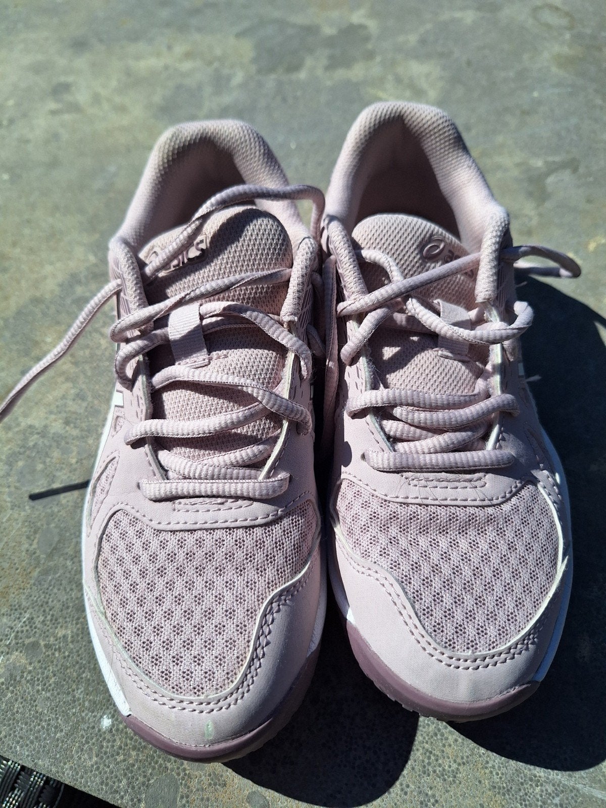 Gym/zaalschoenen Asics maat 35, Sport en Fitness, Loopsport en Atletiek, Ophalen, Overige typen, Zo goed als nieuw, Overige sporten