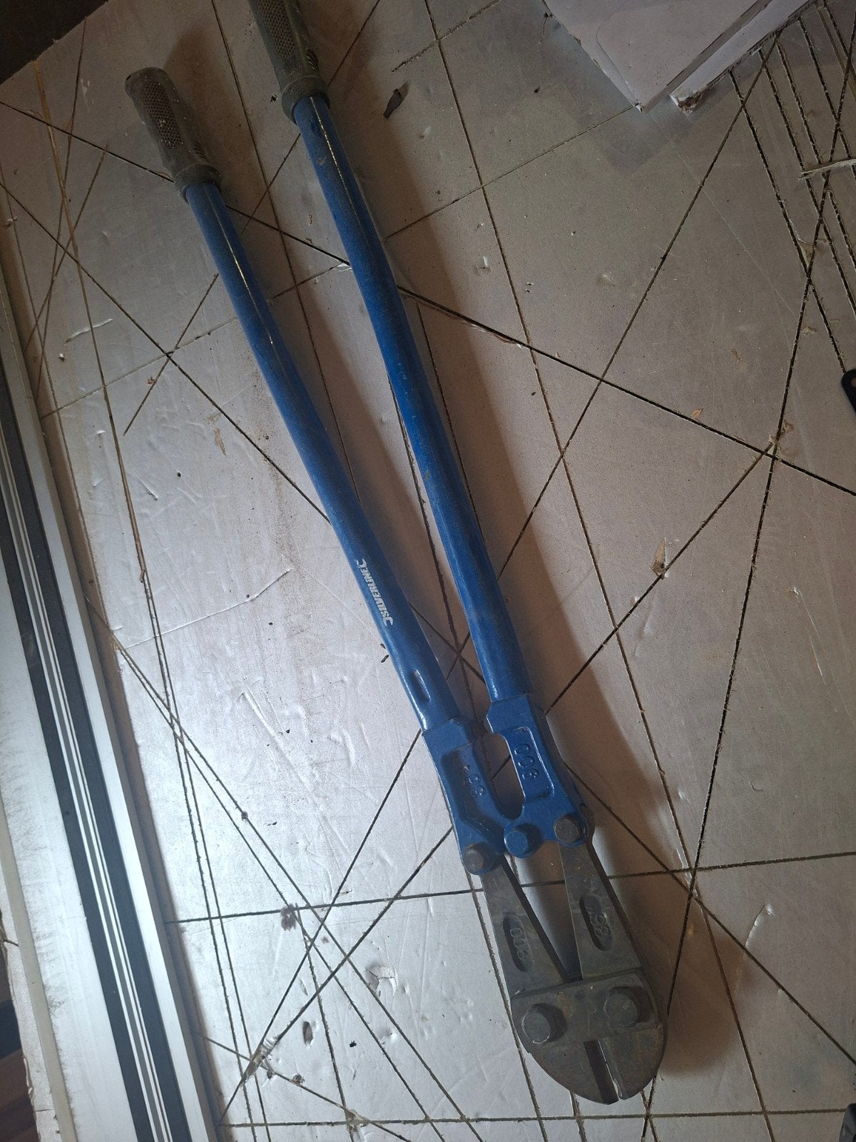 Betonschaar 900mm - Gebruikt, Doe-het-zelf en Verbouw, Ophalen of Verzenden, Gebruikt, Snijgereedschap, Overige merken