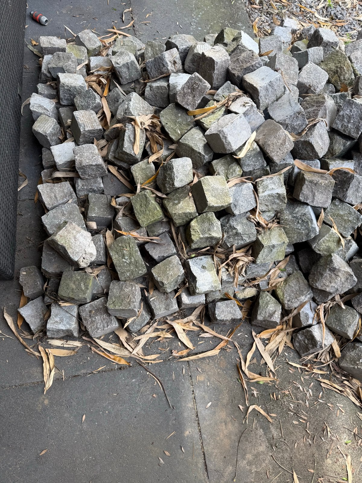Gebruikte kasseien / kinderkopjes - ca. 1,5 / 2 kuub., Ophalen, Gebruikt, Graniet, Kei