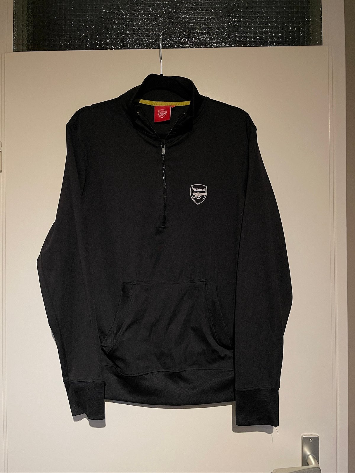 ARSENAL heren zwarte trainingstrui zip trui longsleeve mt S, Kleding | Heren, Ophalen of Verzenden, Zo goed als nieuw, Maat 46 (S) of kleiner